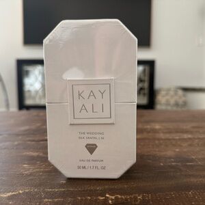 Kayali The Wedding Silk Santal Eau de Parfum